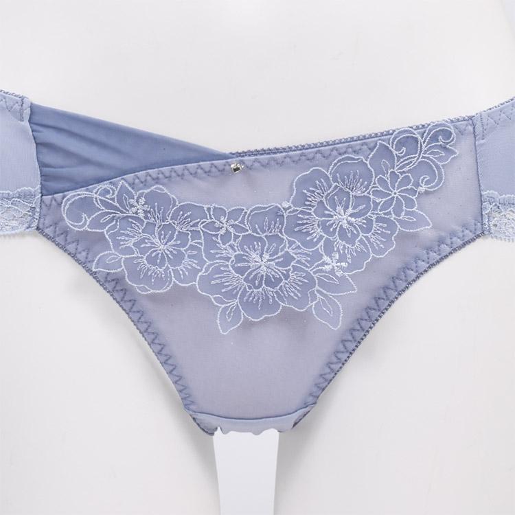 intesucre アンテシュクレ なでしこブラ 脇高スレンダースタイル intesucre アンテシュクレ なでしこブラ 脇高スレンダースタイル
