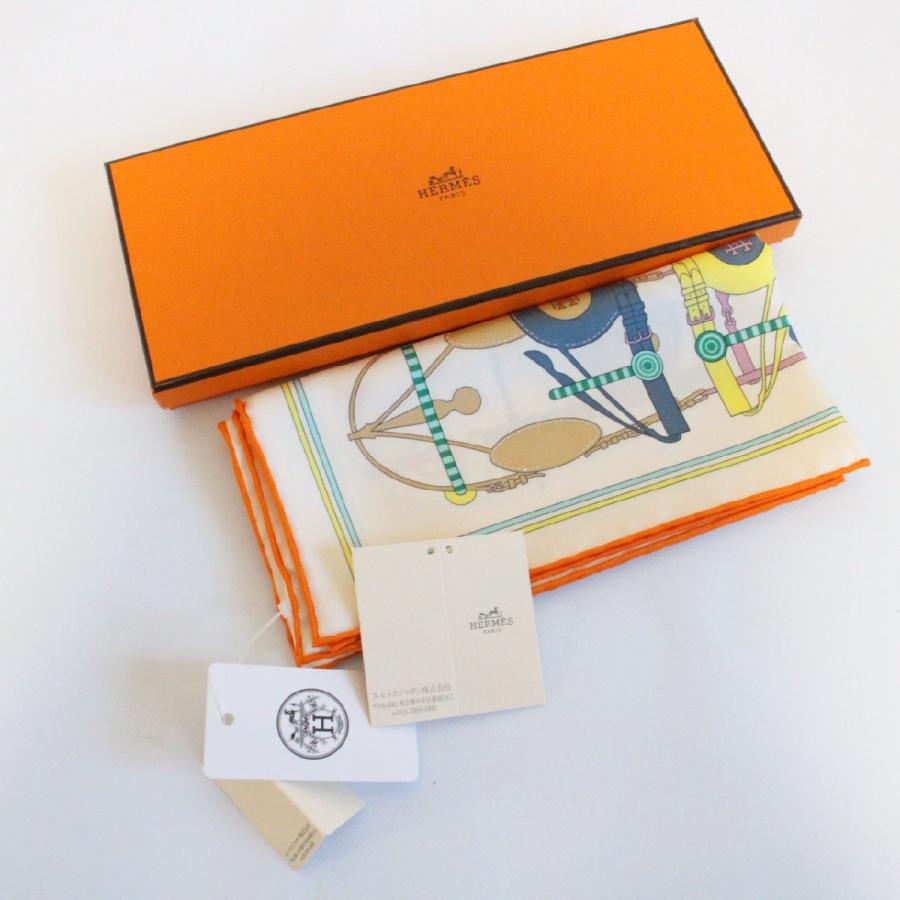 HERMES 【美品】HERMES エルメス カレ プチカレ 45 スカーフ 馬勒と額 