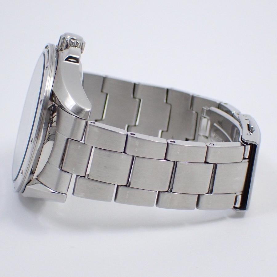 SEIKO 5【スポーツ】美品 　　自動巻き100m防水 純正ステンレスベルト SEIKO 5【スポーツ】美品 自動巻き100m防水 純正ステンレスベルト