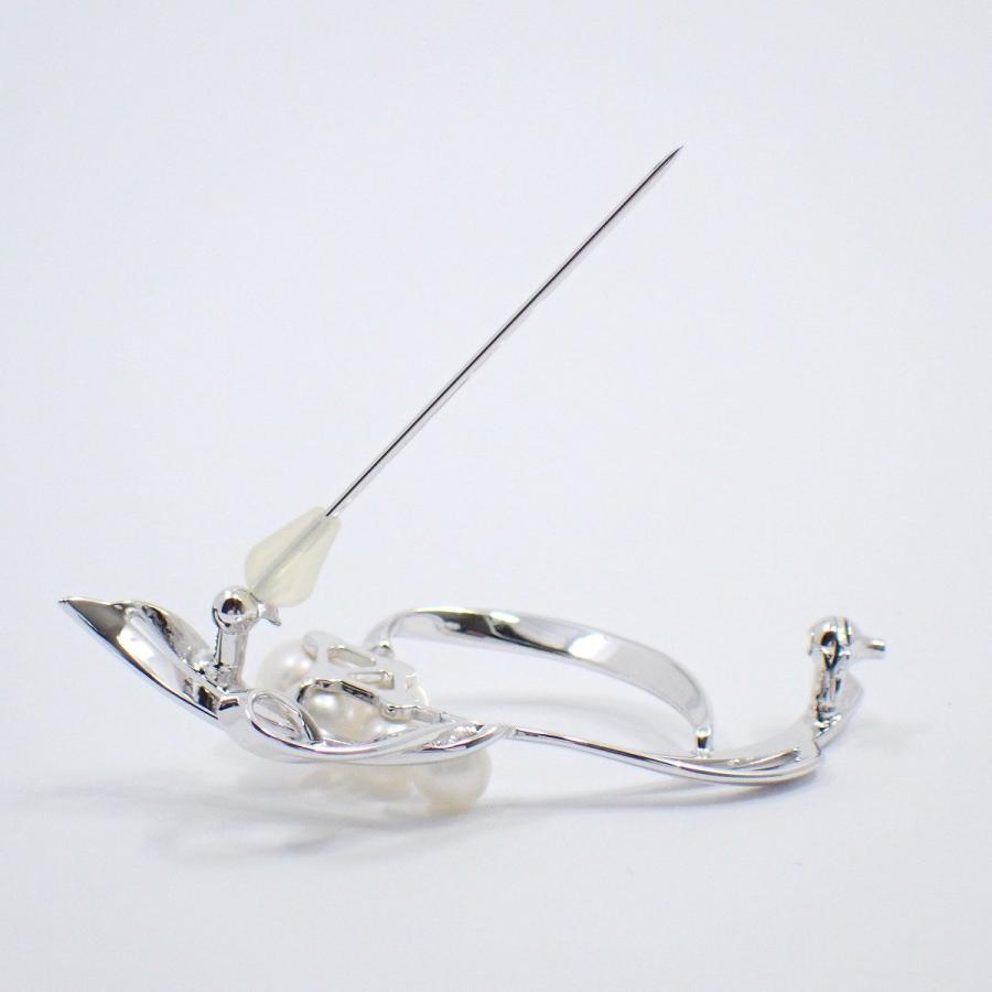 MIKIMOTO（ミキモト） 花かごモチーフ ブローチ シルバー/パール5粒