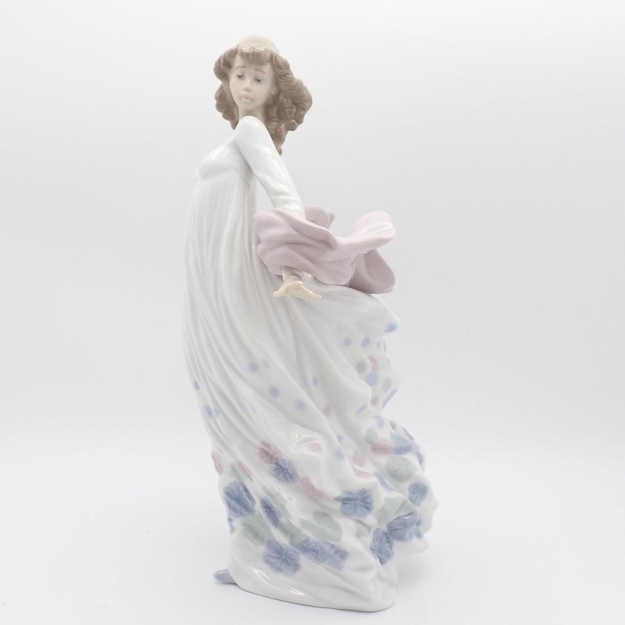 LLADRO（リヤドロ） フィギュリン 置物 春の輝き 5898【いおき質店