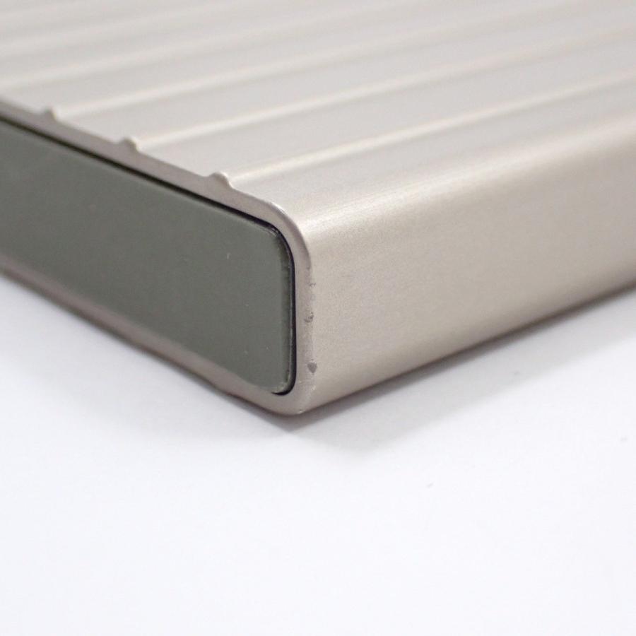 RIMOWA（リモワ） 名刺入れ カードケース アルミニウム製 シルバー