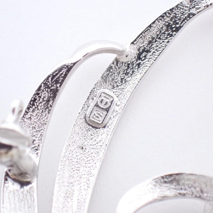 特価 TASAKI タサキ パール3珠 シルバーブローチ リーフ　フォーマル　式 TASAKI（タサキ） 田崎真珠 リーフモチーフ ブローチ シルバー/パール3