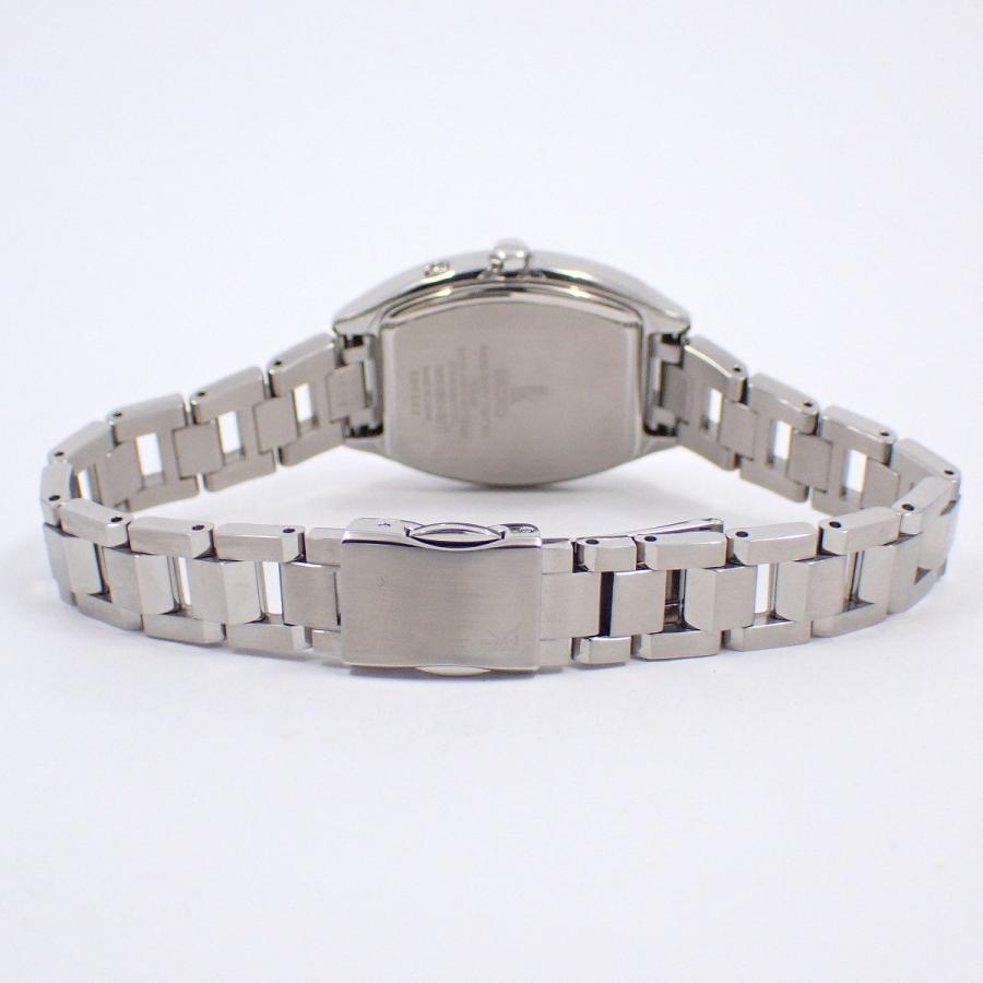 LUKIA 【美品】SEIKO セイコー ルキア トノー型 ソーラー電波