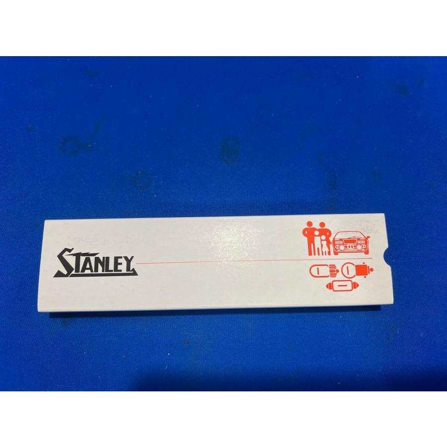 【即納・在庫品】 A3474 12V8W (1箱/10個入) スタンレー(STANLEY ELECTRIC)  12V8W ルームランプ・マップランプ用電球 | STANLEY | 01