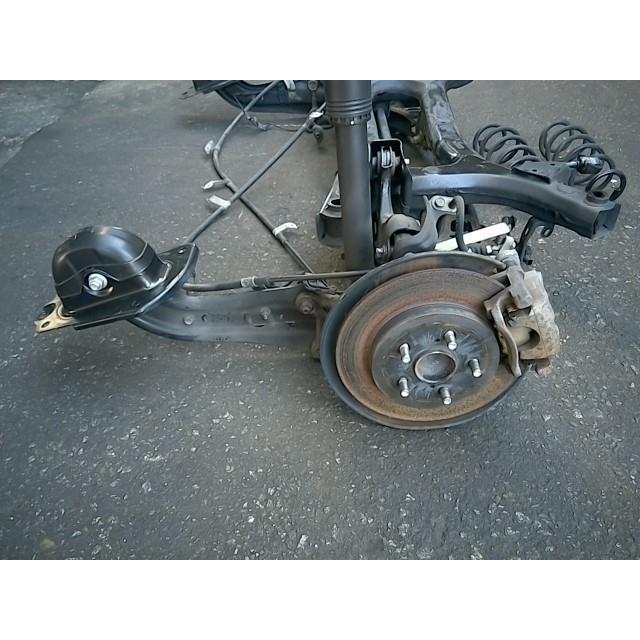 プリウス DAA-ZVW50 RアクスルビームASSY Sセーフティプラス 2ZR-FXE CVT 070    51206-47011 51206-47012の画像