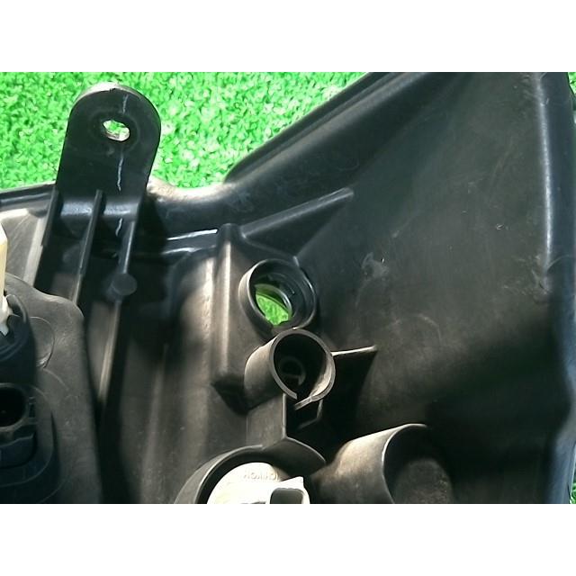 フォレスター TA-SG5 右ヘッドランプASSY X 4WD EJ202DXSAE 4FT 4L9  イチコ 1703 84001SA400の画像