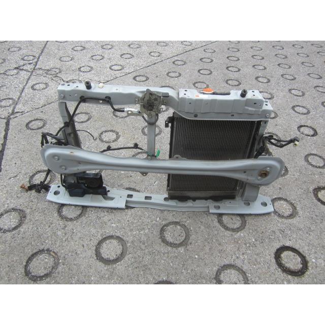 タント LA600S ラジエータコアサポート カット部品です 16400-B2330
