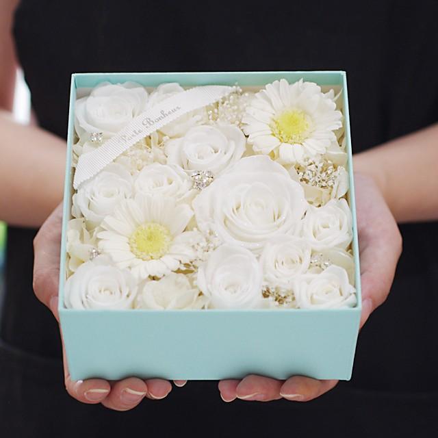 プリザーブドフラワー 退職祝い ギフト 結婚式 結婚祝い プレゼント BOXアレンジ お花 女性 フラワーボックス ミノン | プリザーブドフラワーIPFA | 04