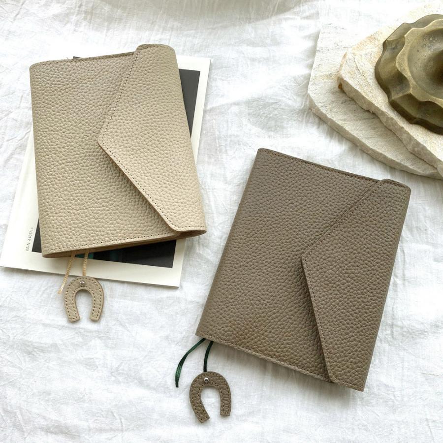 A6手帳カバー マグネット シンプル おしゃれ かわいい 革 本革 シュリンク 型押しレザー 日本製 母の日 Gratia G015 Gratia Leather 015 Paidiaヤフー店 通販 Yahoo ショッピング