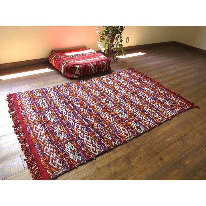 オールドキリム モロッコ　ベニムティル Beni M'Tir 160x97cm 女性用のマント 装飾用の華やかなジジム | ブランド登録なし | 01