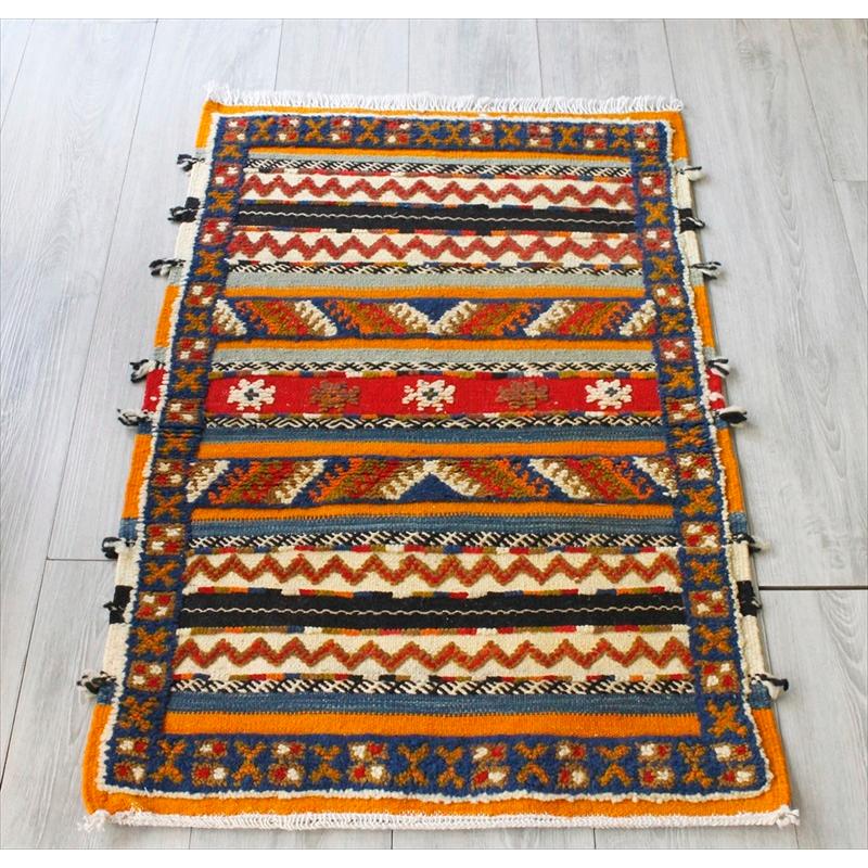 モロッコキリム タズナフト 103x65cm 凹凸のあるパイル織りミックス