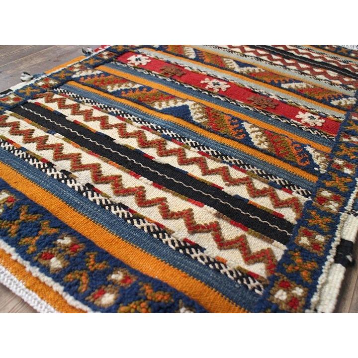 モロッコキリム タズナフト 103x65cm 凹凸のあるパイル織りミックス