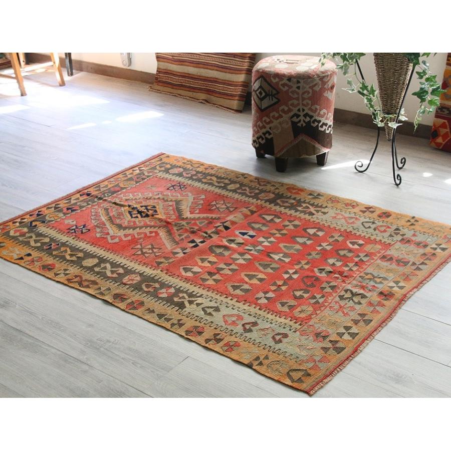 アンティークキリム コンヤセッヂャーデ 146x108cm ドラゴンの爪を持つミフラープ_1