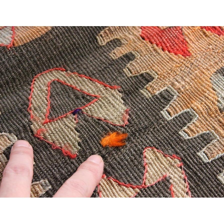 アンティークキリム コンヤセッヂャーデ 146x108cm ドラゴンの爪を持つミフラープ_4