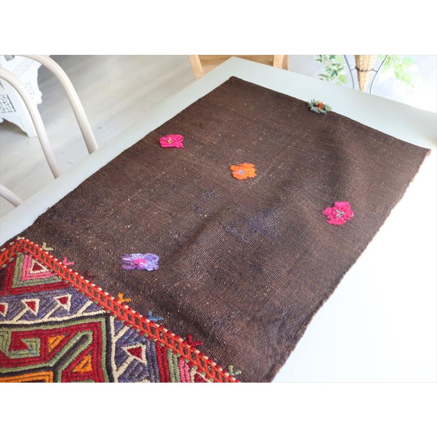 オールドキリム サドルバッグを開いたカットピース 100x45cm ジジム＆ジリ | ブランド登録なし | 03