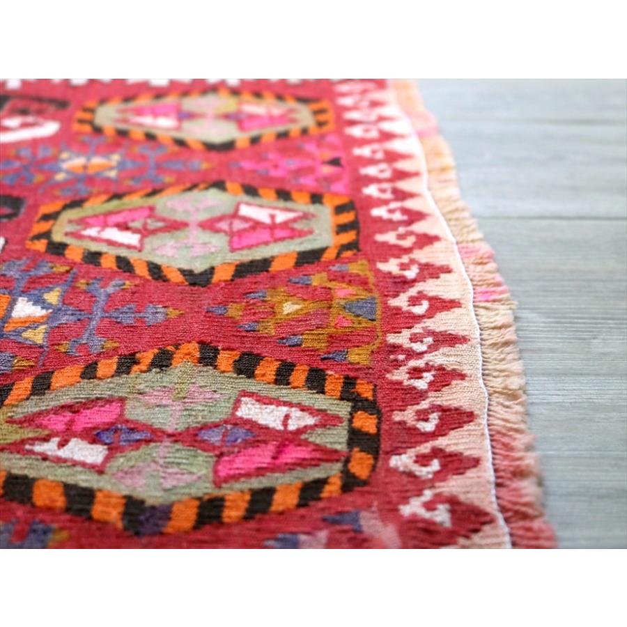 オールドキリム アダナ レイハンル フラグメント 174x84cm 華やかな赤