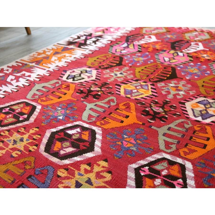 オールドキリム アダナ レイハンル フラグメント 174x84cm 華やかな赤