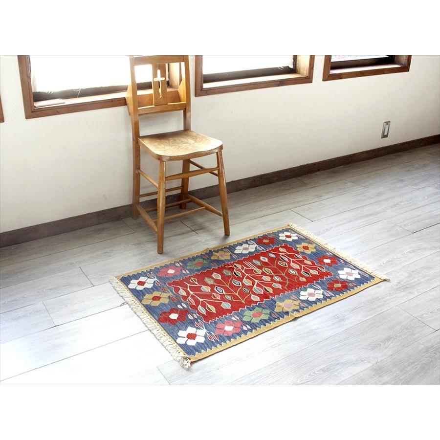 Turkish Kilim 手織りの草木染キリム コンヤ ヤストゥクサイズ 97x63cm