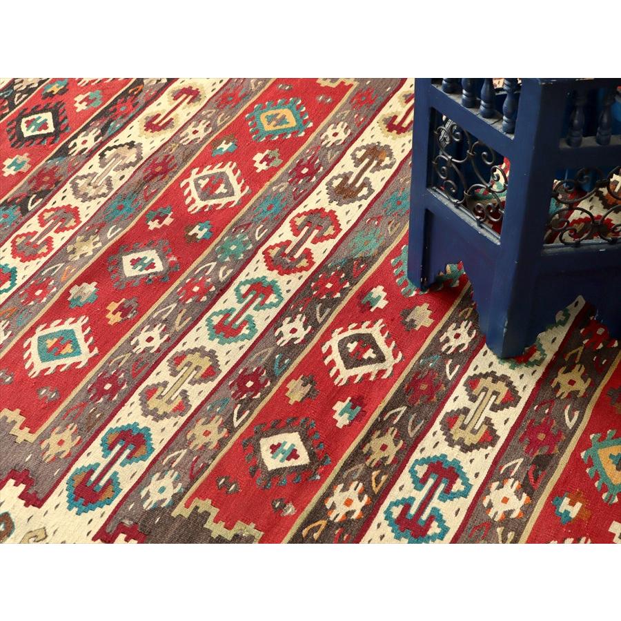 オールドキリム シャルキョイ カリヨラ 204x140cm 赤い5つの