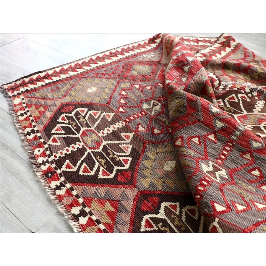 オールドキリム 東トルコ ハッキャリ カリヨラ レッド パープル 手足を伸ばすドラゴンモチーフ 197 インプレッションオブギャッベ 通販 Yahoo ショッピング