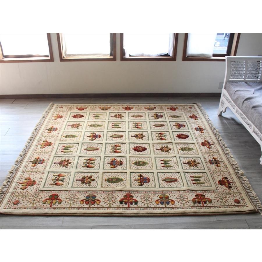 シルジャン バルーチスマックキリム 212x6cm アイボリー 樹のモチーフ Ydg4lmpmko 家具 インテリア Vidanaturalhortalicas Com Br