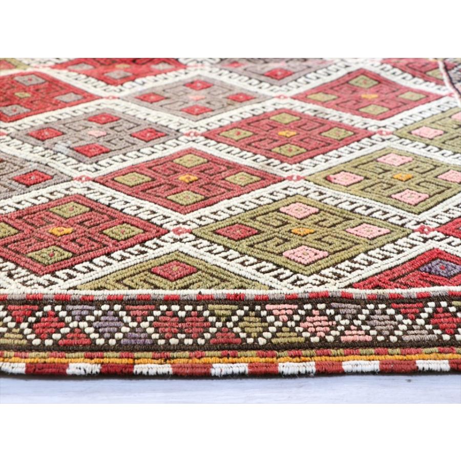 キリム　シブリヒサールジジム オールドジジム キリム 127x107cm シブリヒサル 連なるひし形