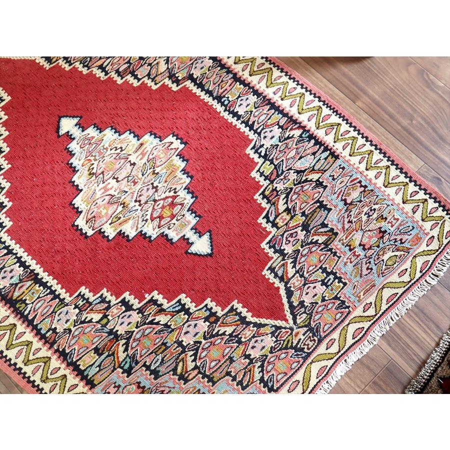 オールドキリム セネ/ヤストゥク 93x70cm 赤い六角メダリオン細かな花束モチーフ | ブランド登録なし | 02