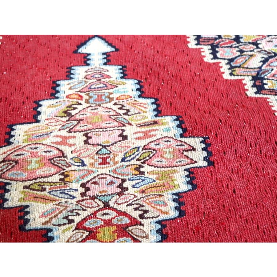 オールドキリム セネ/ヤストゥク 93x70cm 赤い六角メダリオン細かな花束モチーフ | ブランド登録なし | 05