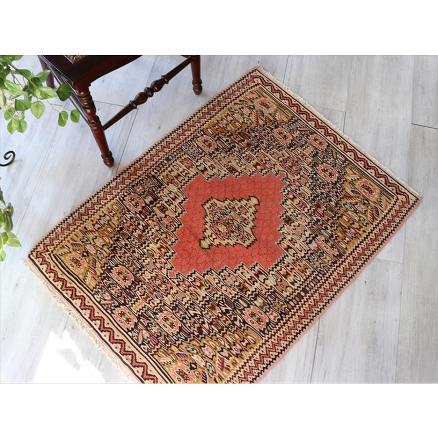 オールドキリム セネ/ヤストゥク 99x74cm ピンクのメダリオン