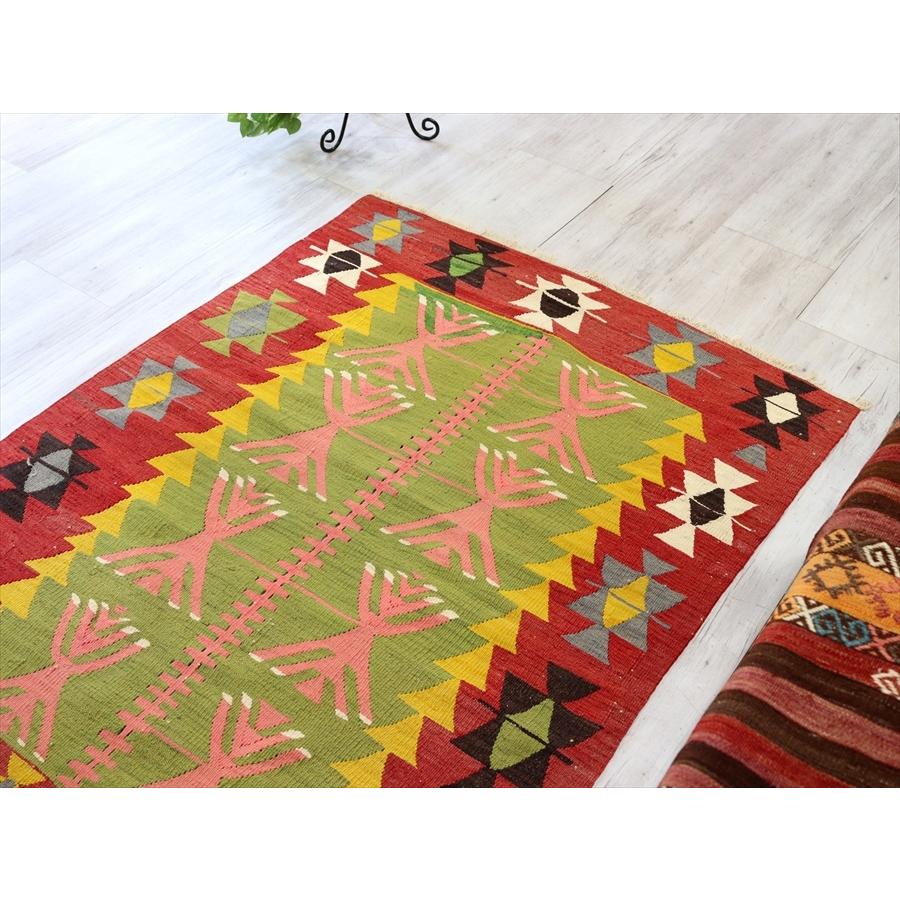 オールドキリム・エシュメ　チェイレキ 132x97cm生命の樹とイーブルアイ 