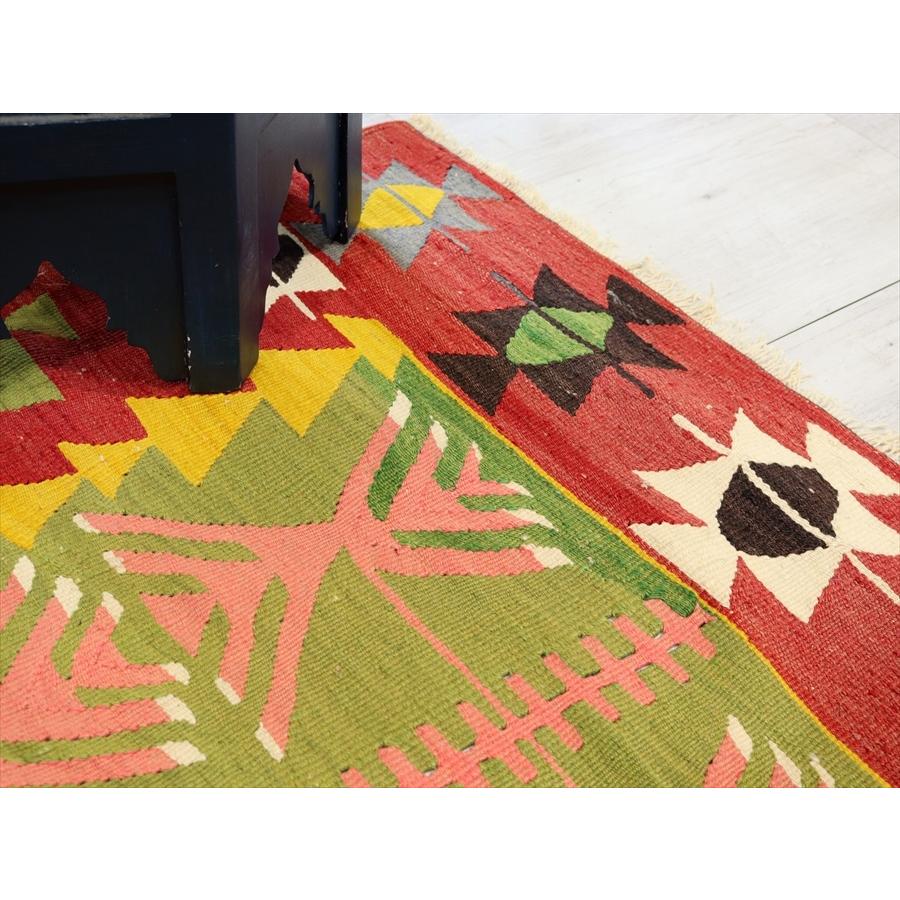 オールドキリム・エシュメ　チェイレキ 132x97cm生命の樹とイーブルアイ 