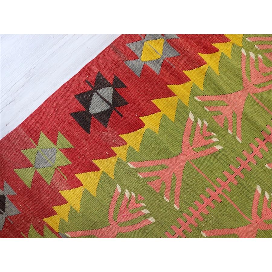 オールドキリム・エシュメ　チェイレキ 132x97cm生命の樹とイーブルアイ 