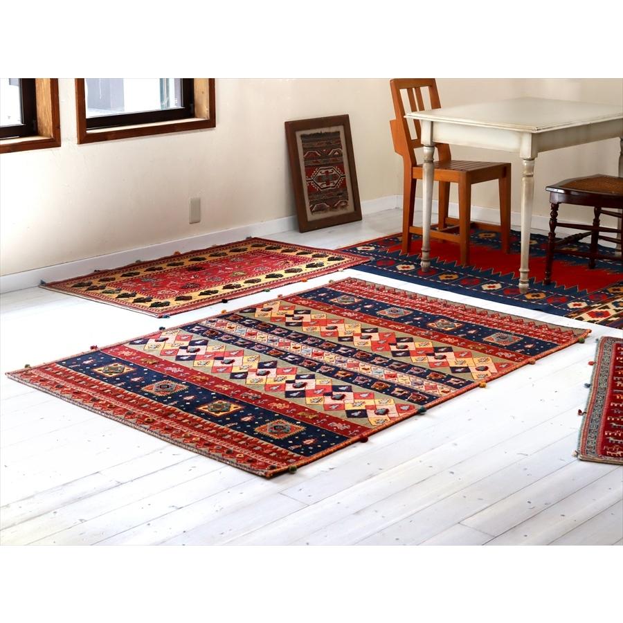 ゾランヴァリ社のキリム バルーチスマック 180x123cm 動物と生命の樹