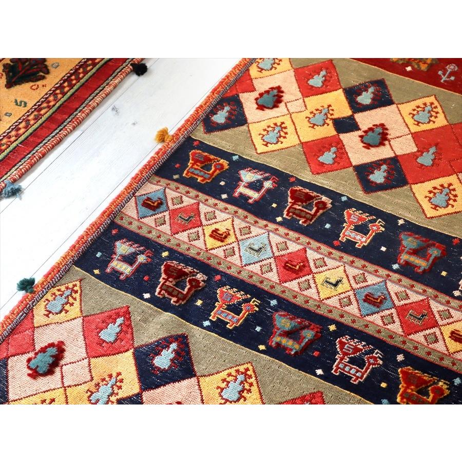 ゾランヴァリ社のキリム バルーチスマック 180x123cm 動物と生命の樹