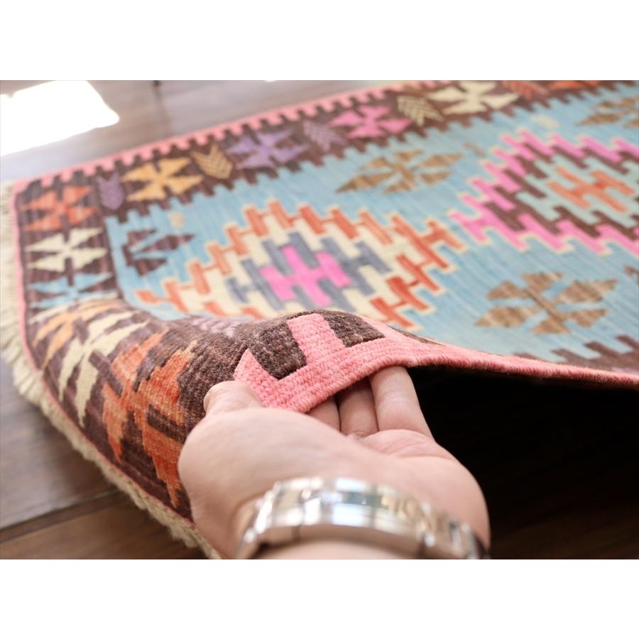 色にこだわるワンランク上のカイセリキリム チェイレキ 141x98cm ３つのメダリオンと麦の穂のモチーフ | ブランド登録なし | 04