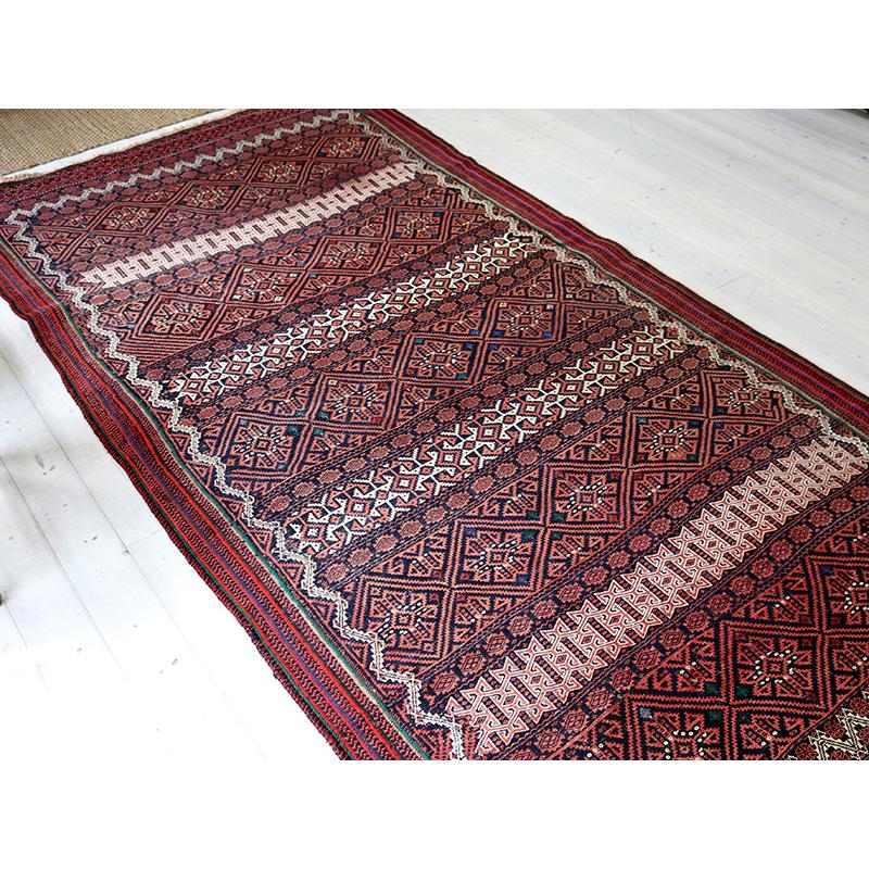 バルーチ族 スザンニ織りのオールドキリム 271x132cm 濃紺と赤 | ブランド登録なし | 03