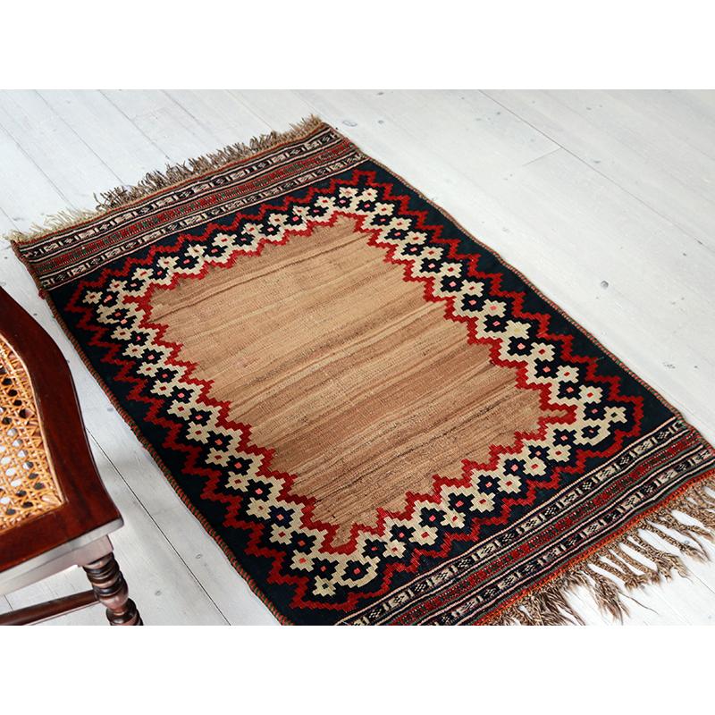 オールドキリム シラーズ  106x72cm ナチュラルカラー エンプティデザイン | ブランド登録なし | 04