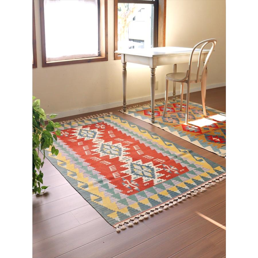 カイセリキリム トルコの手織りラグ 172x109cm ベレケットのモチーフ