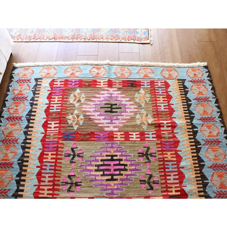手織りキリム トルコ　カイセリ産 171x135cm 明るいパステルカラー　セッヂャーデ_3