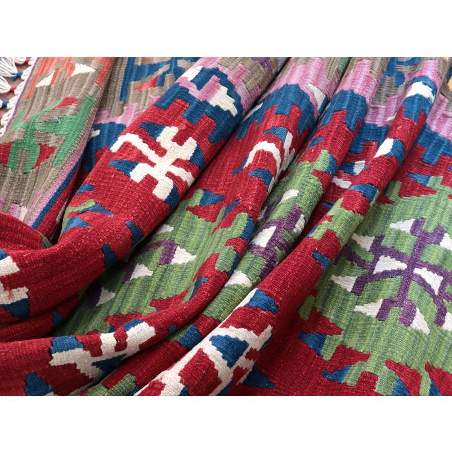 トルコの手織りキリム カイセリ 235x148cm ドラゴンのモチーフ レッド＆ブラウン |  | 12