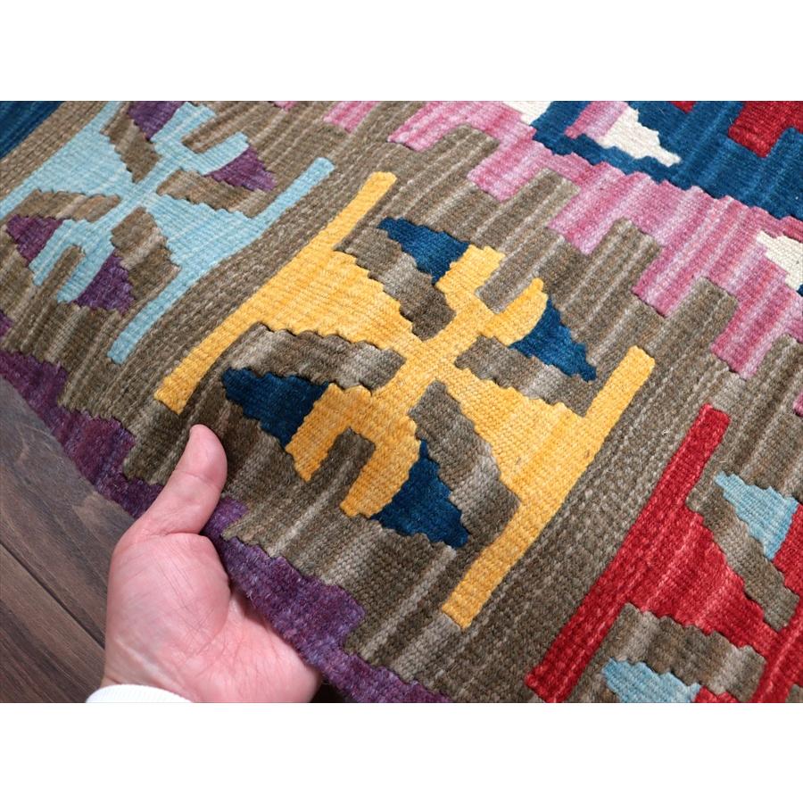 トルコの手織りキリム カイセリ 235x148cm ドラゴンのモチーフ レッド＆ブラウン |  | 08