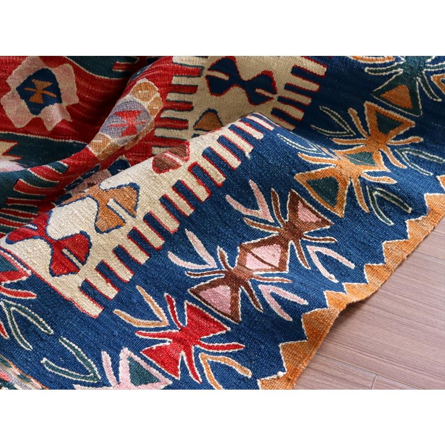 細かな織りの手織りキリム コンヤ 177x139cm エリベリンデと狼の足跡 | ブランド登録なし | 09