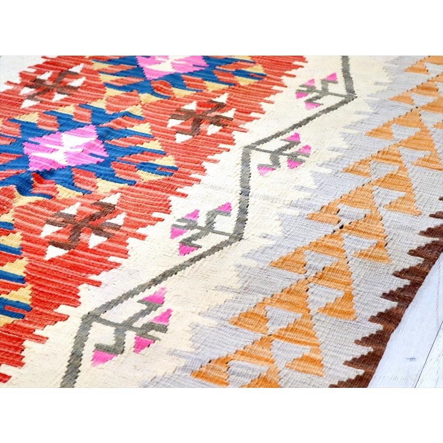 色にこだわるワンランク上のカイセリキリム セッヂャーデ 174x131cm ドラゴンのモチーフ | ブランド登録なし | 04