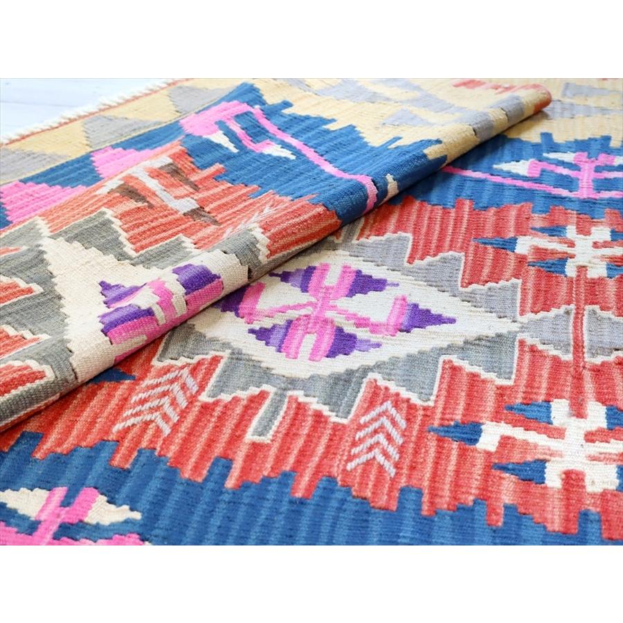 色にこだわるワンランク上のカイセリキリム セッヂャーデ 172x129cm 狼の足跡のモチーフ | ブランド登録なし | 06