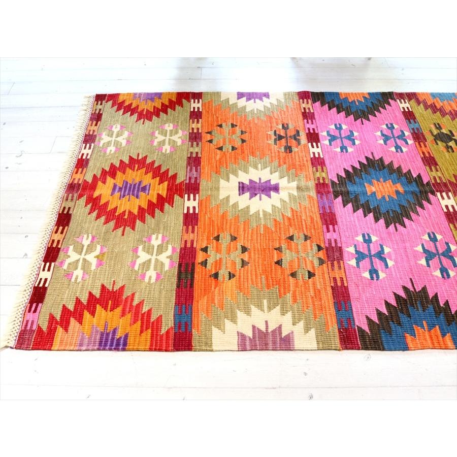 色にこだわるワンランク上のカイセリキリム セッヂャーデ 184x133cm イーブルアイと狼の足跡 | ブランド登録なし | 03