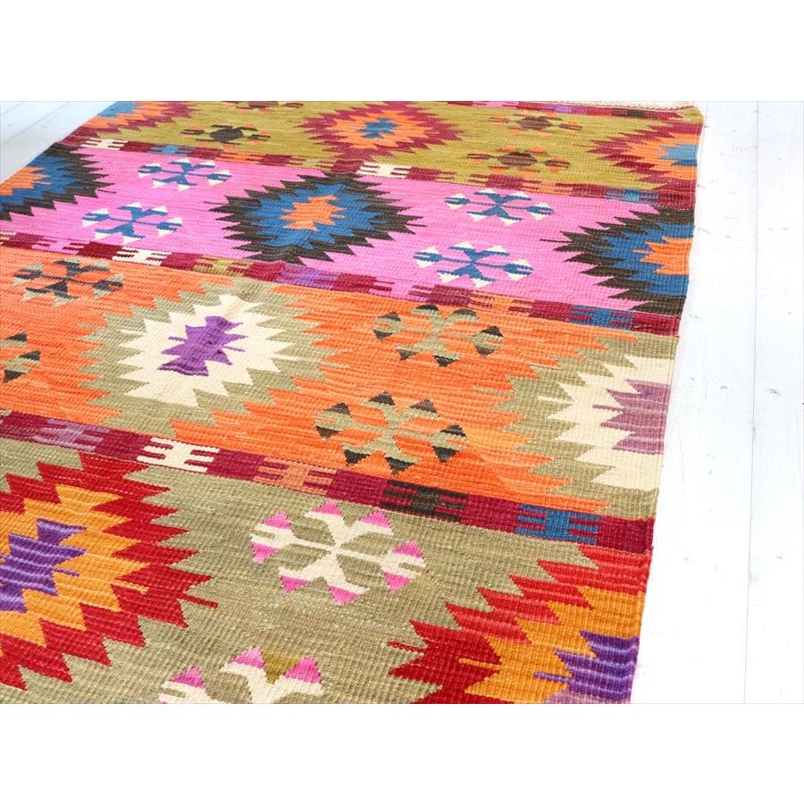 色にこだわるワンランク上のカイセリキリム セッヂャーデ 184x133cm イーブルアイと狼の足跡 | ブランド登録なし | 04