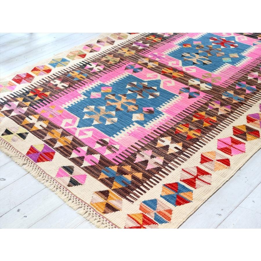 ワンランク上のカイセリキリム　セッヂャーデ 182x130cm ２つのサンドゥックと狼の足跡 | ブランド登録なし | 02