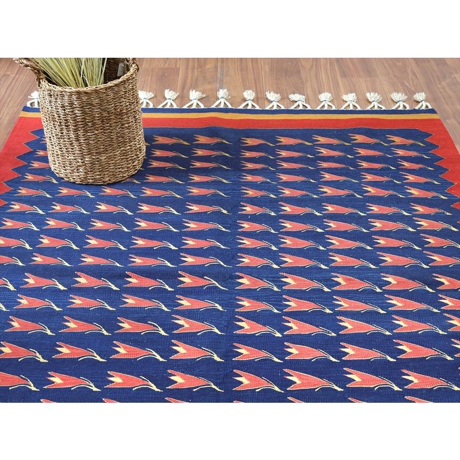 トルコの手織りキリム コンヤ　草木染 182x149cm チューリップのモチーフ | ブランド登録なし | 03