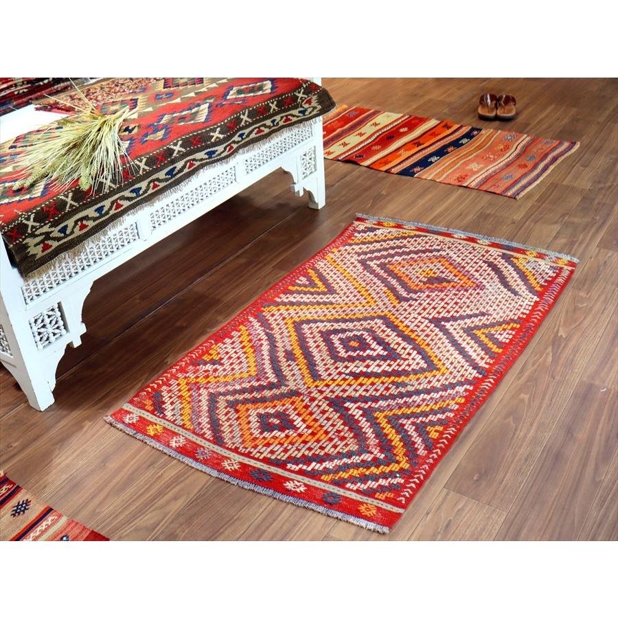 オールドキリム フェティエ/チェイレキ 128x80cm 赤にカラフルなジジム 連なるひし形 | ブランド登録なし | 01